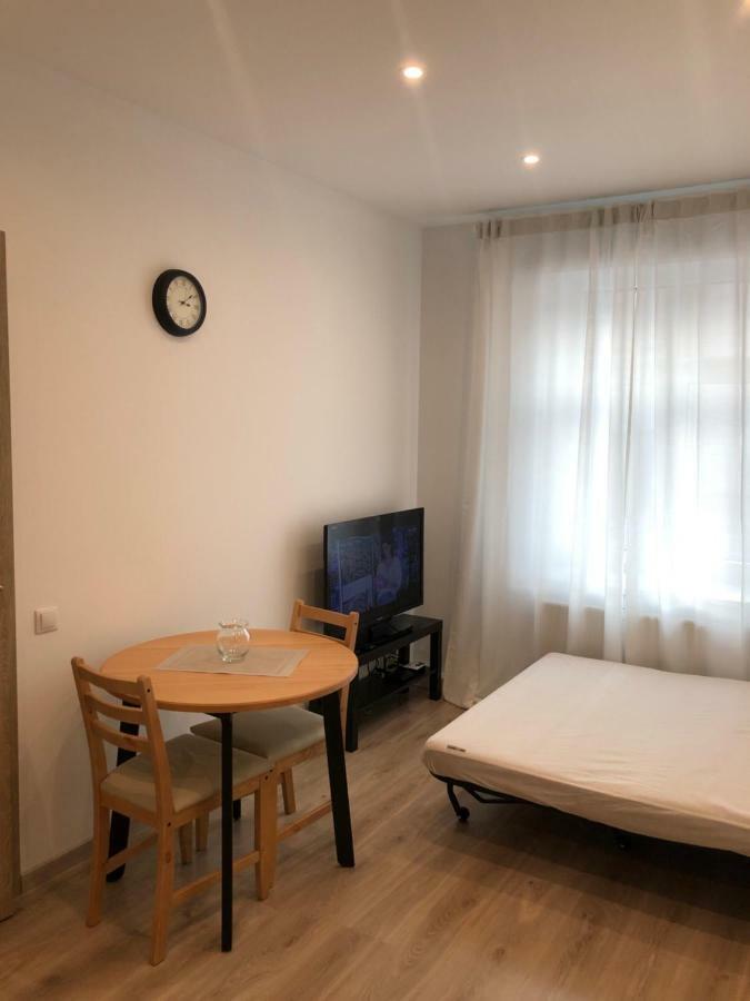 Pernavas Park & Bed Apartment Рига Экстерьер фото