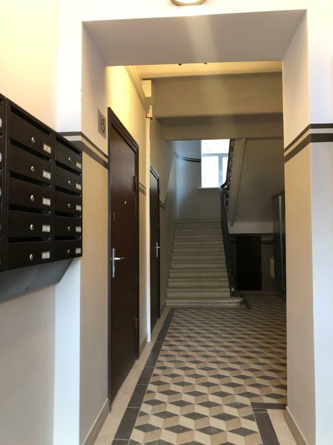 Pernavas Park & Bed Apartment Рига Экстерьер фото