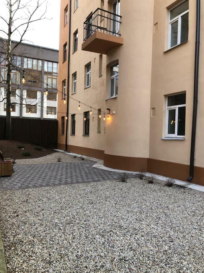 Pernavas Park & Bed Apartment Рига Экстерьер фото