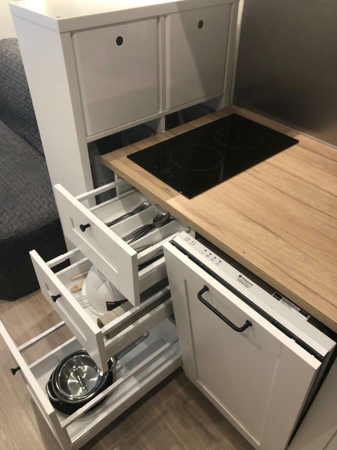 Pernavas Park & Bed Apartment Рига Экстерьер фото
