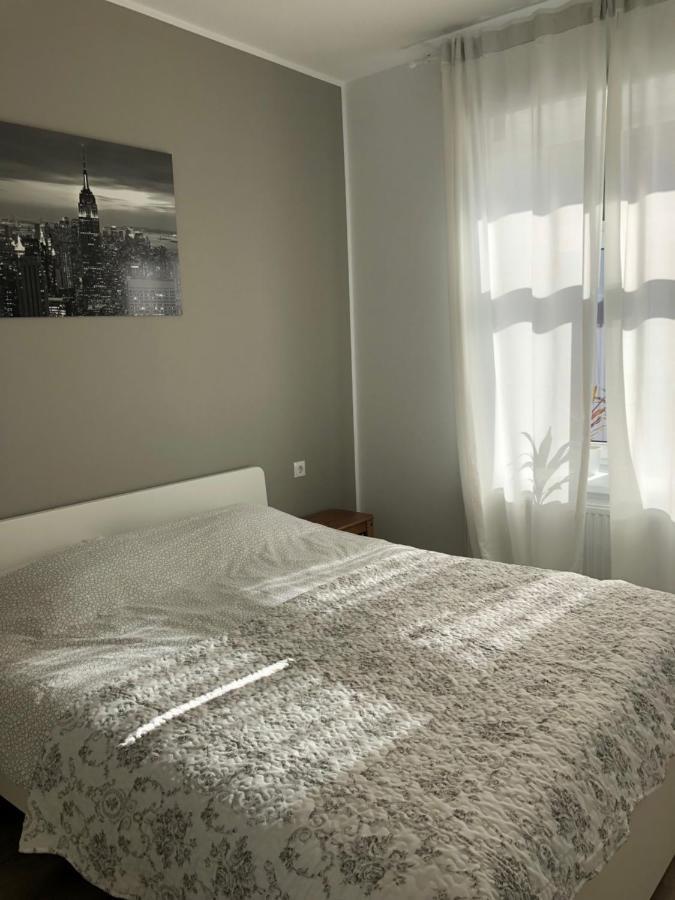 Pernavas Park & Bed Apartment Рига Экстерьер фото