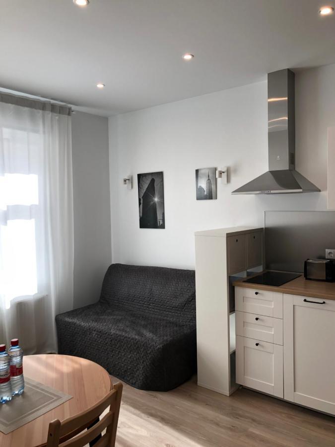 Pernavas Park & Bed Apartment Рига Экстерьер фото