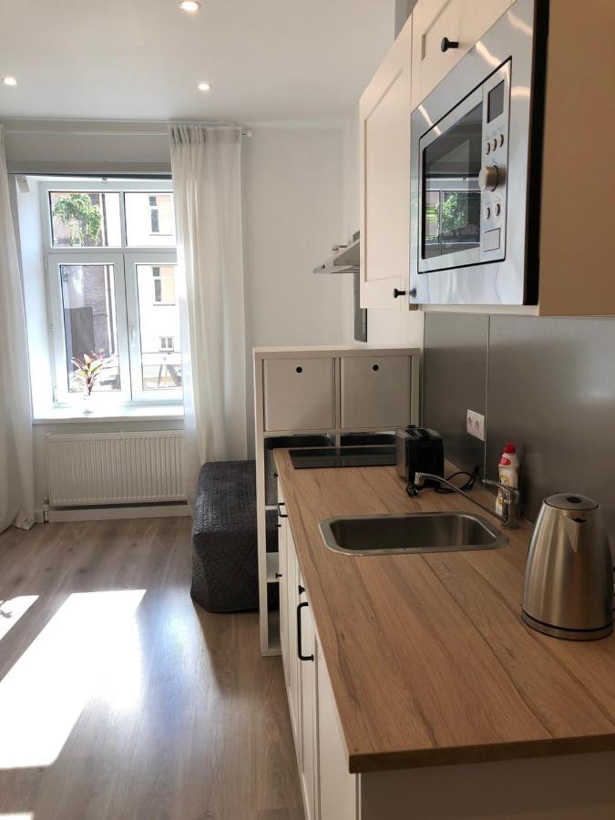 Pernavas Park & Bed Apartment Рига Экстерьер фото