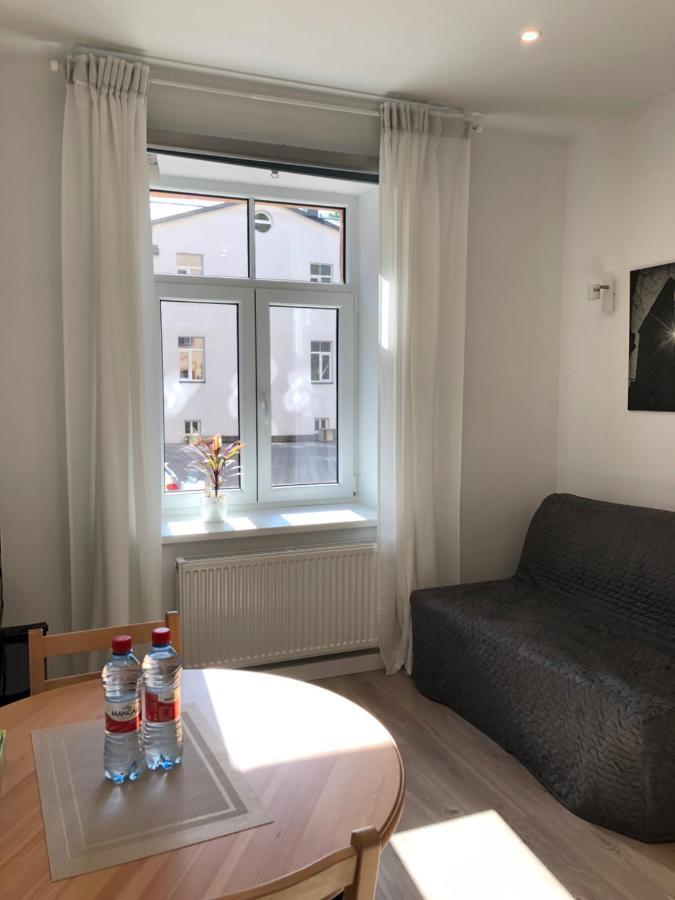 Pernavas Park & Bed Apartment Рига Экстерьер фото
